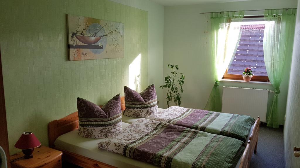 Ferienwohnung Giesa Ена Экстерьер фото