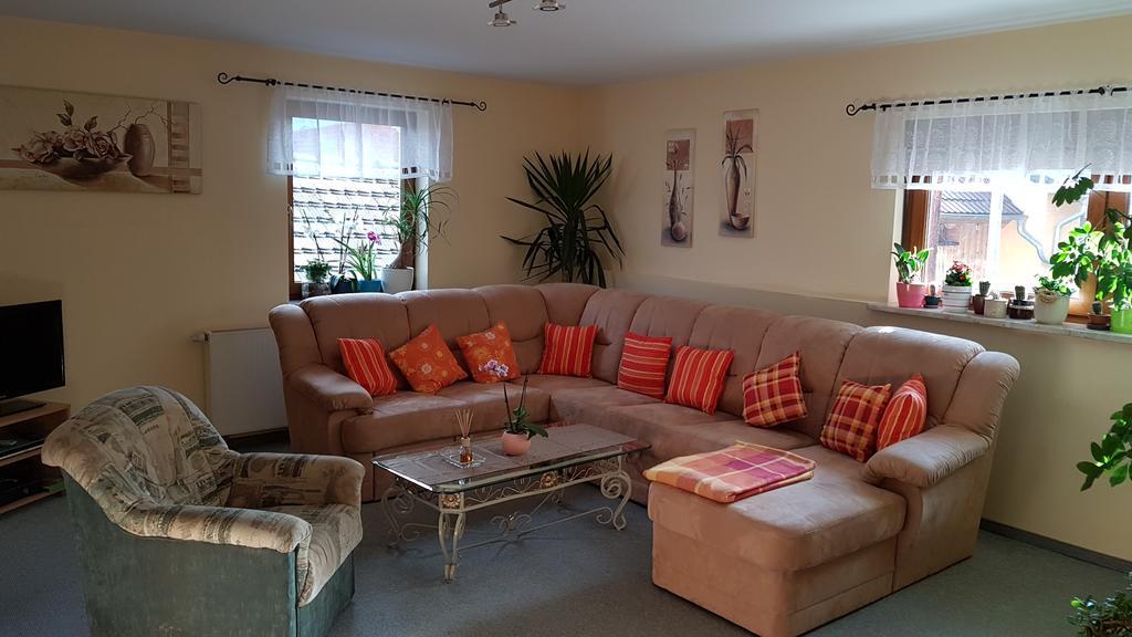 Ferienwohnung Giesa Ена Экстерьер фото